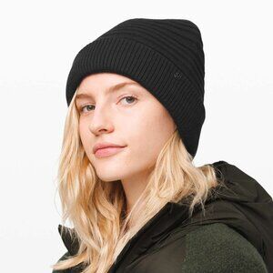 Lululemon Sweet & Sherpa Beanie Black Rib Knit Fleece-Lined Yak Blend OS Winter
